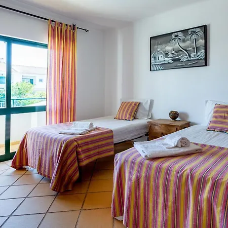Apartment Sunny 2bdr House W/ Private Pool By Lovelystay Albufeira