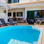 Sunny 2bdr House W/ Private Pool By Lovelystay Apartament *